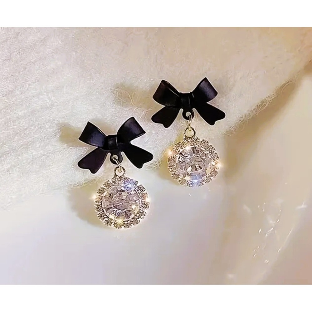 Black Bow Crystal Drop Earrings Dainty Coquette Bow Rhinestone Studs Gold Tone‎
